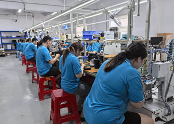 Shenzhen Longhehui Electronic Co., Limited 製造者の生産ライン